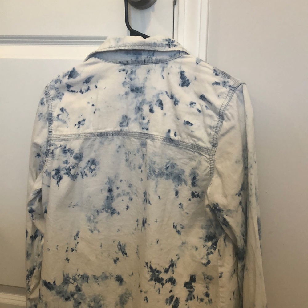 Button down - Picture 5 of 5